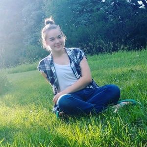 Meet your Posher, Naomi